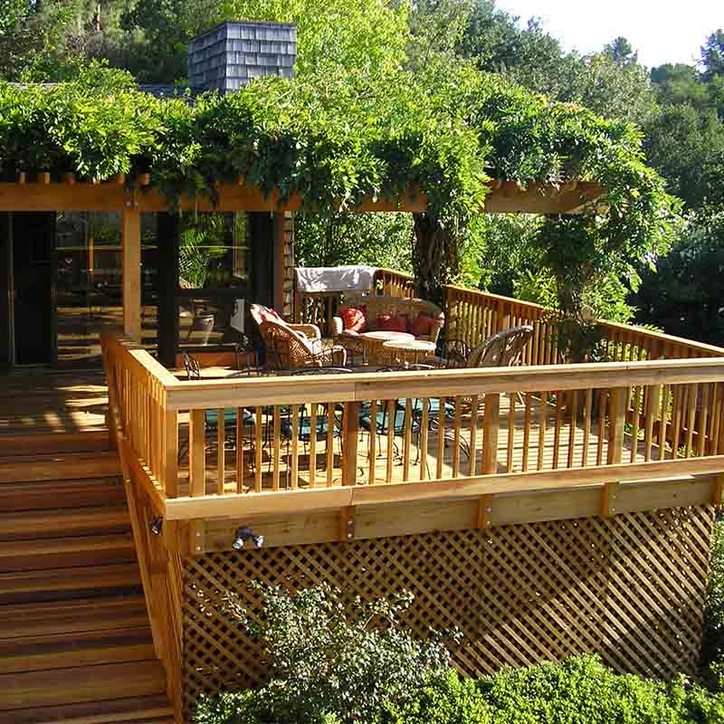 deck design and construction by Lopez Design & Drafting Services, Ontario, Canada.